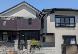 ［外壁］サイディング｜プレミアム無機塗装、［屋根］セメント瓦｜プレミアム無機塗装 写真
