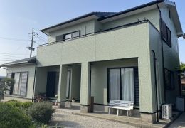 ［外壁］サイディング｜プレミアム無機塗装、［屋根］モニエル瓦｜プレミアム無機塗装 写真