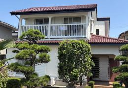 ［外壁］サイディング｜ラジカル制御塗装、［屋根］セメント瓦｜ラジカル制御塗装 写真